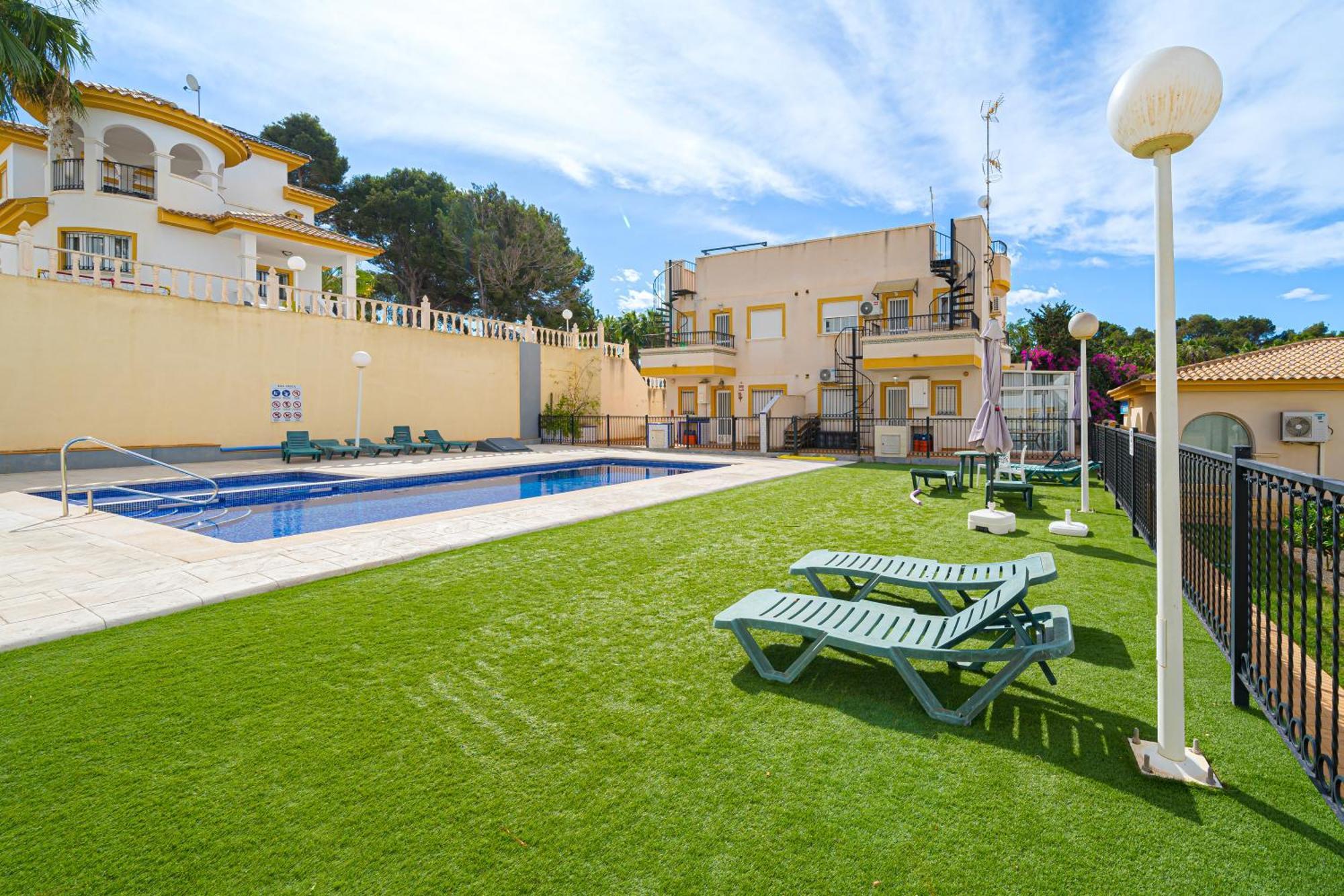 Villamartin Apartment. Excellent Location For Golfers, Cyclists And Hikers エクステリア 写真